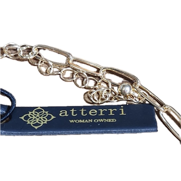 NWT ⚜️👑⚜️ ATTERRI Gorgeous multi charm Necklace - Picture 5 of 7